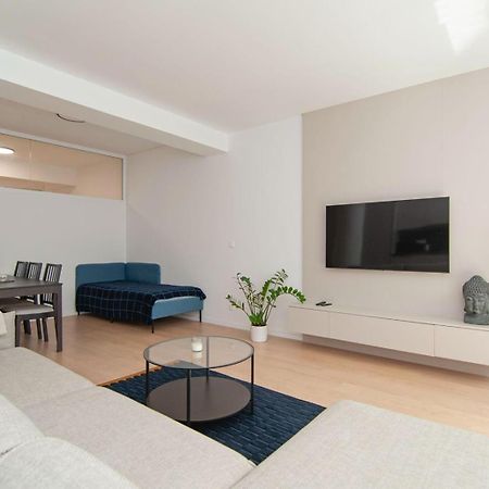 Beautiful Apartment Bratislava Buitenkant foto