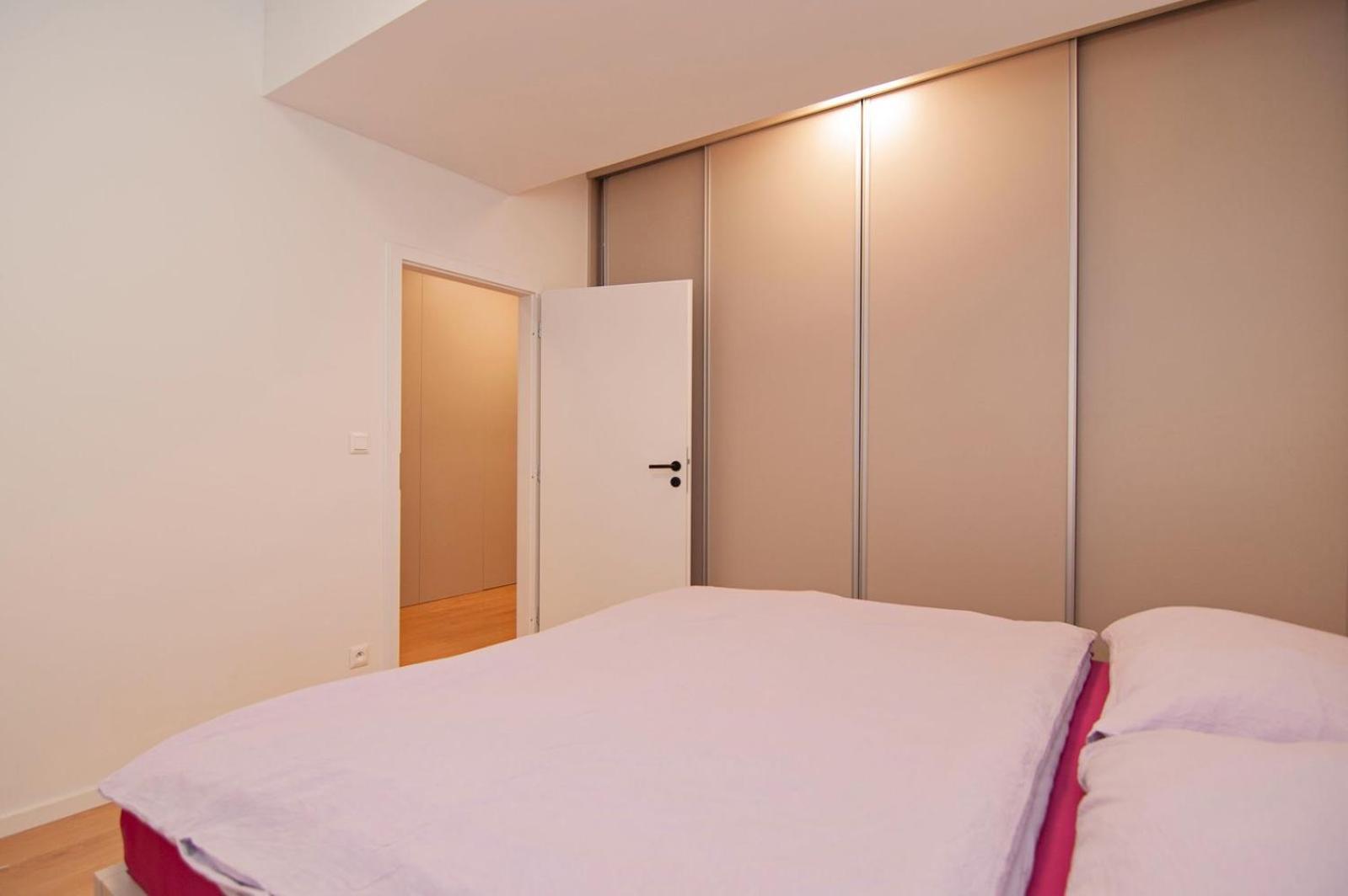 Beautiful Apartment Bratislava Buitenkant foto