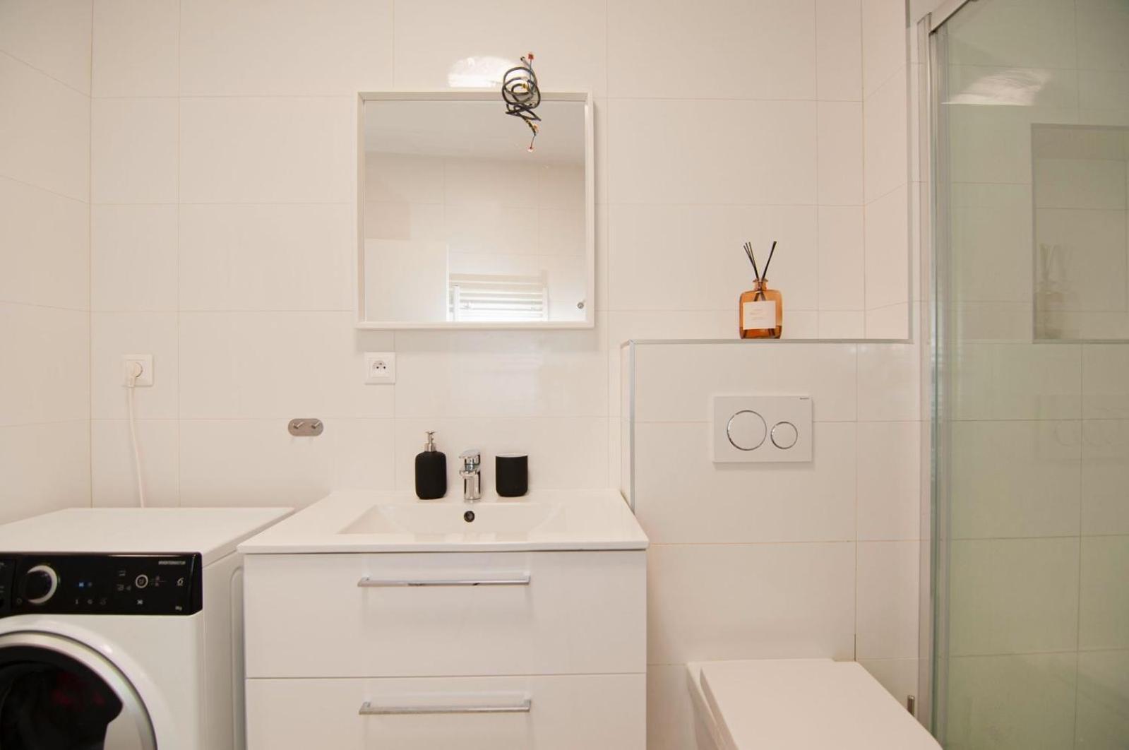 Beautiful Apartment Bratislava Buitenkant foto